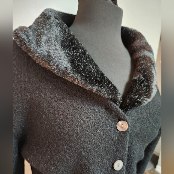 Squan Valley 100% Wool Cardigan Jacket | Faux Fur Trim | Women’s Medium - Picture 3 of 4